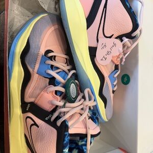 Nike Women's Pink and Yellow Athletic Shoes